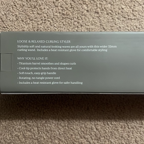 NIB Complex Culture Titanium Curling Wand 1.25" - Picture 5 of 6